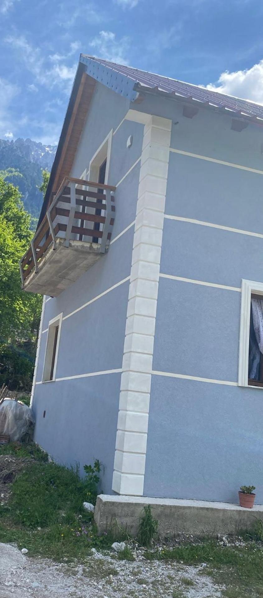 Bed & Breakfast Bujtina Okoli Theth